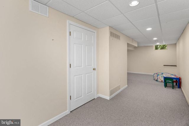 28 HIBISCUS LN, Robbinsville, NJ 08691