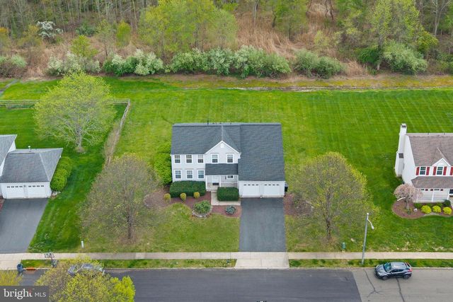 28 HIBISCUS LN, Robbinsville, NJ 08691