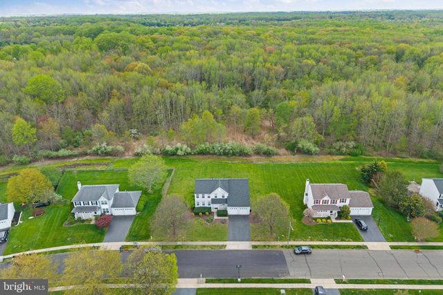 28 HIBISCUS LN, Robbinsville, NJ 08691