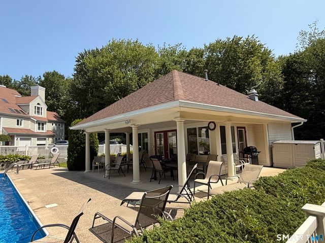 42 Summerfield Gardens 42, Shelton, CT 06484