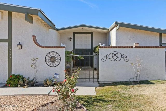 43759 W 27th Street, Lancaster, CA 93536
