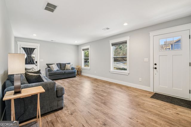 985 Timber Trail, Austell, GA 30168