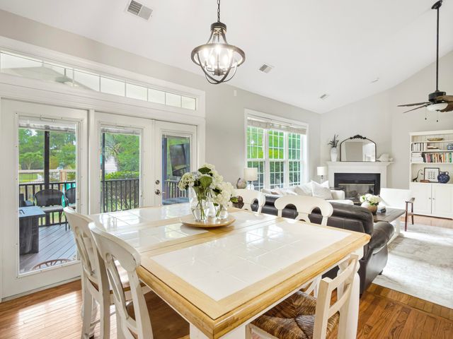 2799 Carolina Isle Drive, Mount Pleasant, SC 29466