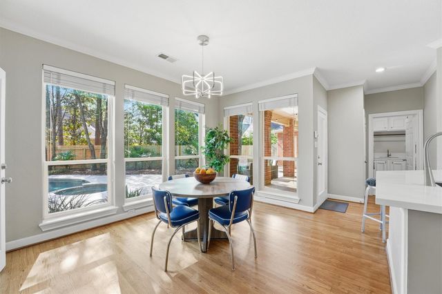 46 Eagle Terrace, The Woodlands, TX 77381