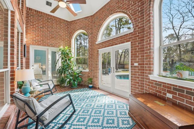 46 Eagle Terrace, The Woodlands, TX 77381