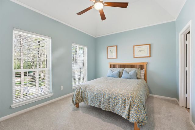 46 Eagle Terrace, The Woodlands, TX 77381