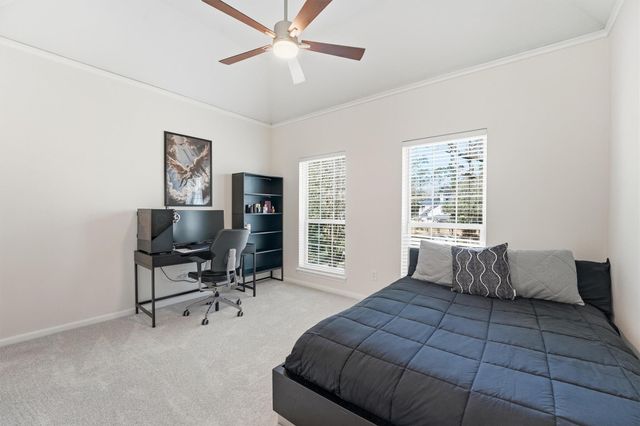 46 Eagle Terrace, The Woodlands, TX 77381