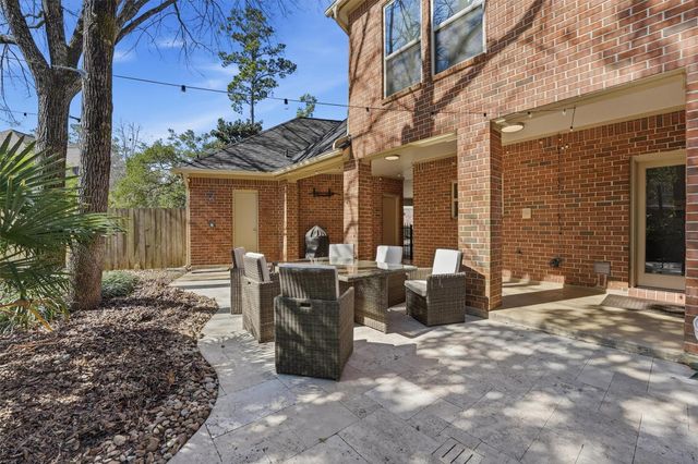 46 Eagle Terrace, The Woodlands, TX 77381