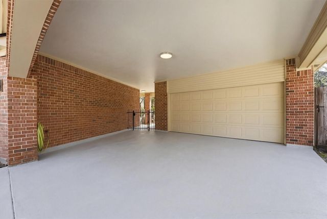 46 Eagle Terrace, The Woodlands, TX 77381