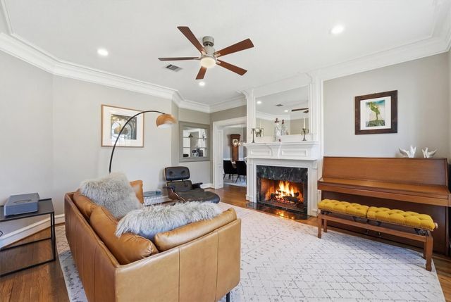 46 Eagle Terrace, The Woodlands, TX 77381