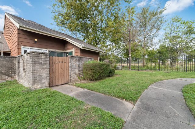 12606 Wellington Park Drive, Houston, TX 77072