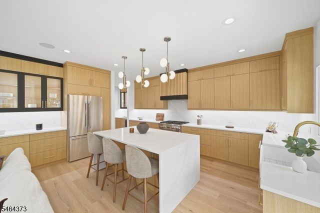 445 Birch Pl, Westfield Town, NJ 07090