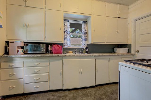 1841 OAKDALE AVENUE, Green Bay, WI 54302