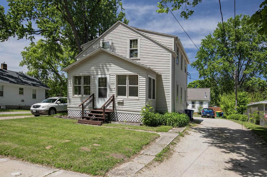1841 OAKDALE AVENUE, Green Bay, WI 54302