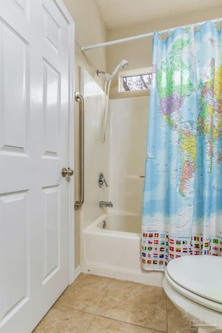 7101 Joy St E-1, Pensacola, FL 32514