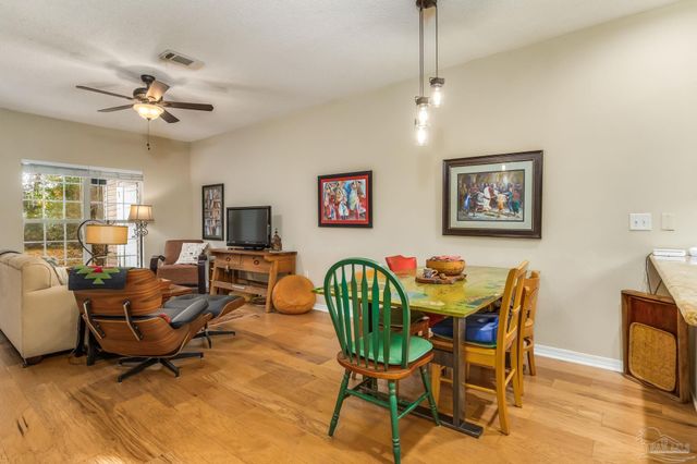 7101 Joy St E-1, Pensacola, FL 32514