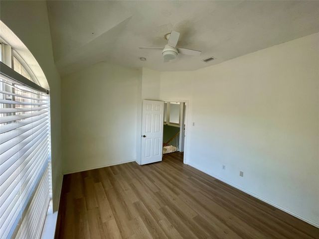 7520 Sunburst Trail, Denton, TX 76210