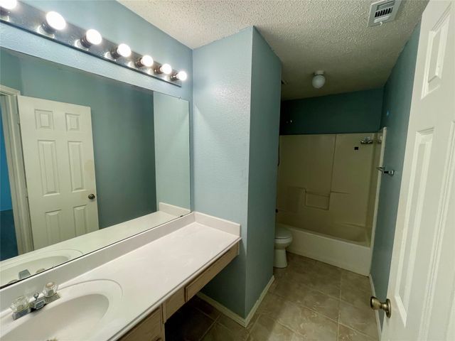 7520 Sunburst Trail, Denton, TX 76210