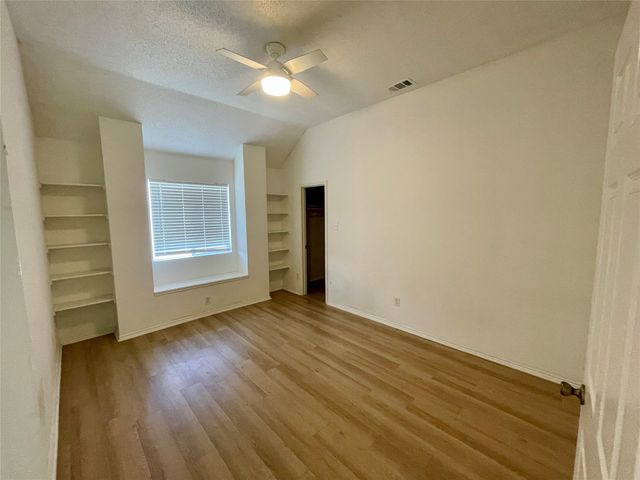 7520 Sunburst Trail, Denton, TX 76210