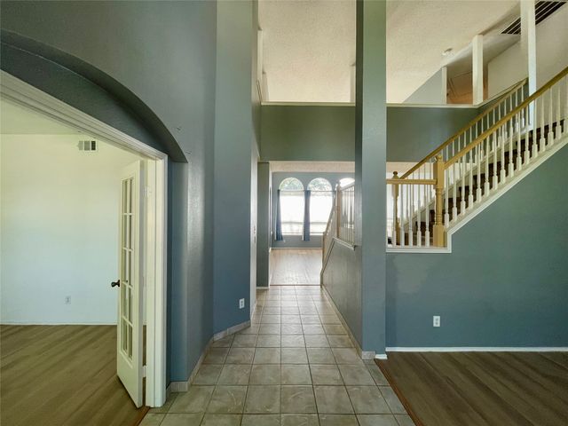 7520 Sunburst Trail, Denton, TX 76210