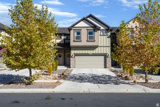 812 N OLD FORT DR, Spanish Fork, UT 84660