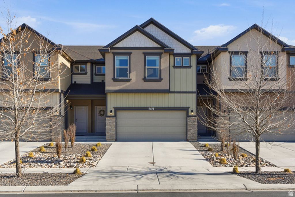 812 N OLD FORT DR, Spanish Fork, UT 84660
