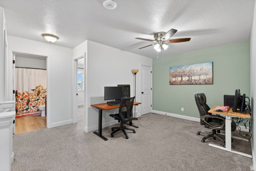 Image 23 of property listing at 812 N OLD FORT DR, Spanish Fork, UT 84660