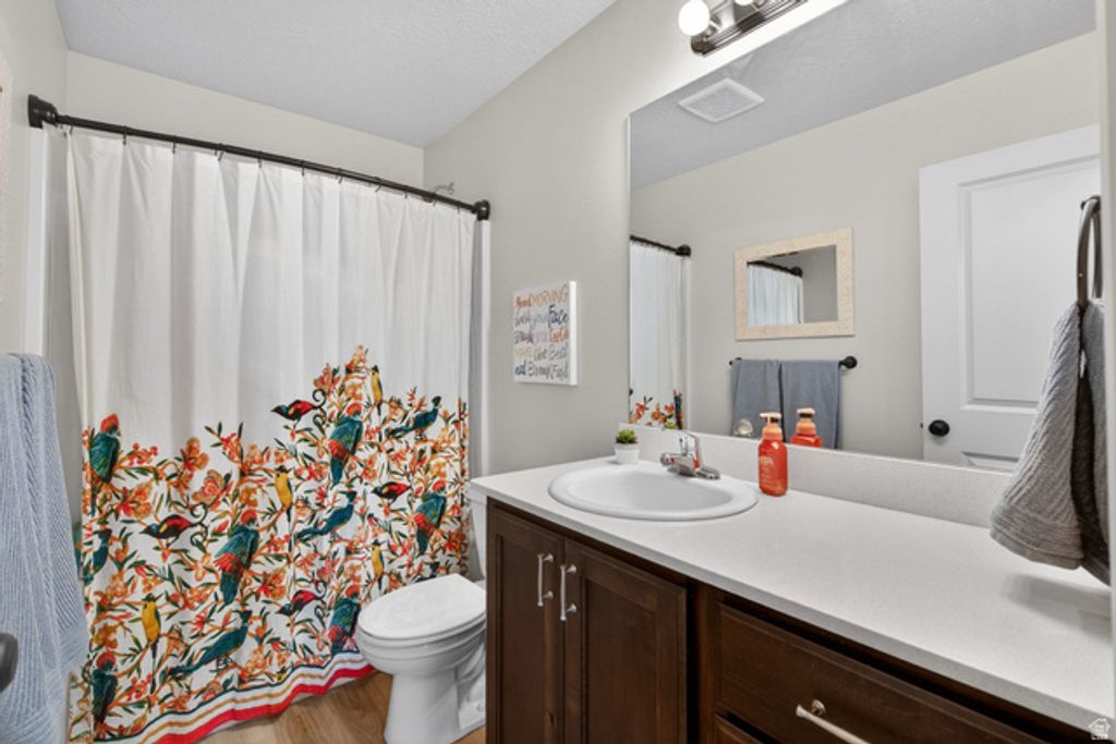 Image 27 of property listing at 812 N OLD FORT DR, Spanish Fork, UT 84660