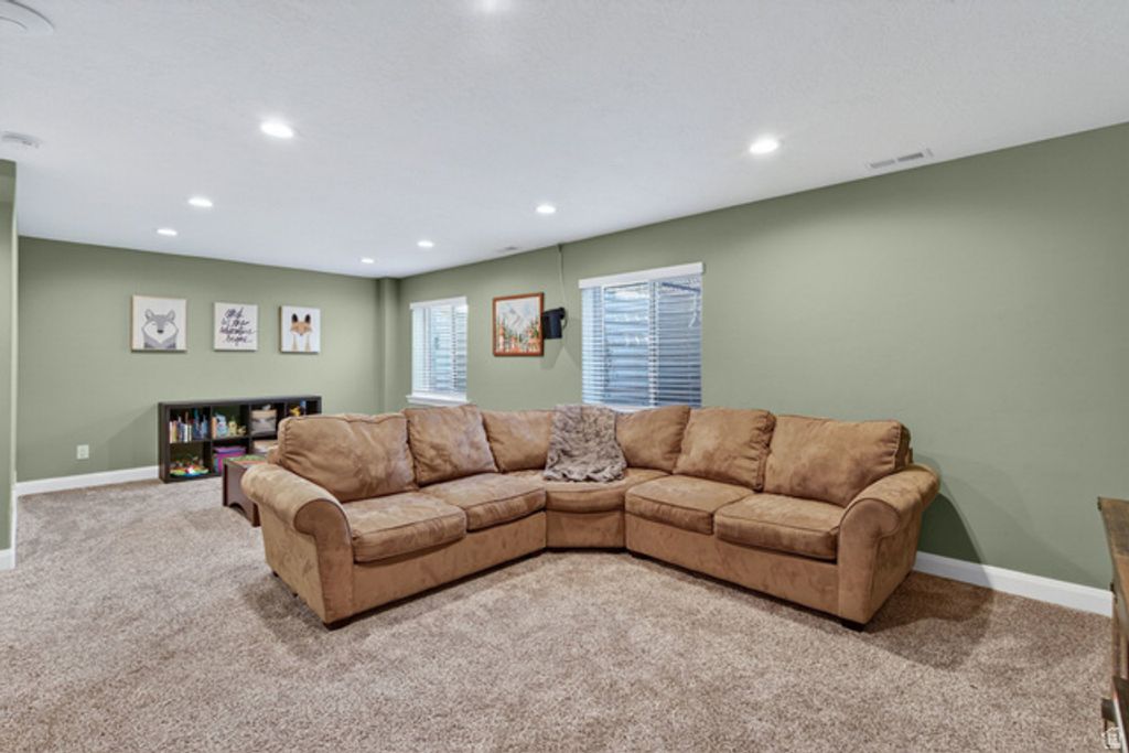 Image 30 of property listing at 812 N OLD FORT DR, Spanish Fork, UT 84660