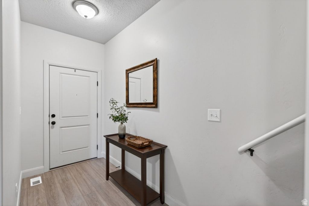 Image 42 of property listing at 812 N OLD FORT DR, Spanish Fork, UT 84660