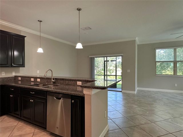 1389 WHITE FOX RUN, Lutz, FL 33549