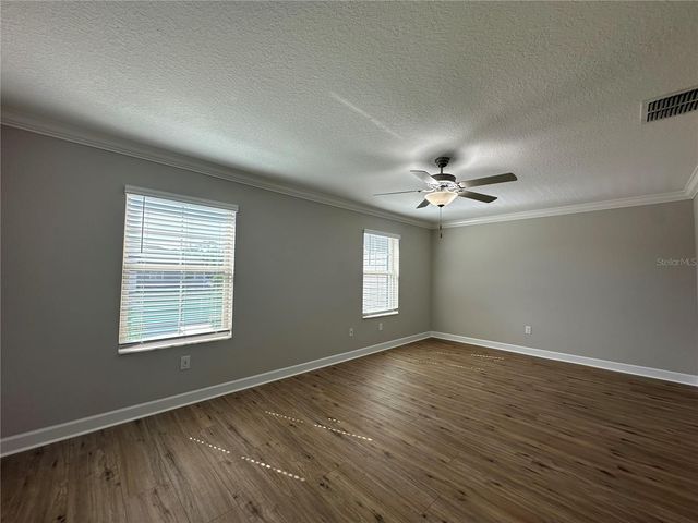 1389 WHITE FOX RUN, Lutz, FL 33549