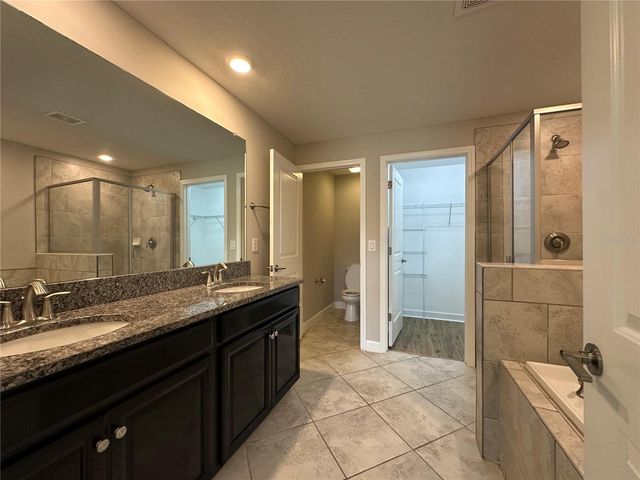 1389 WHITE FOX RUN, Lutz, FL 33549