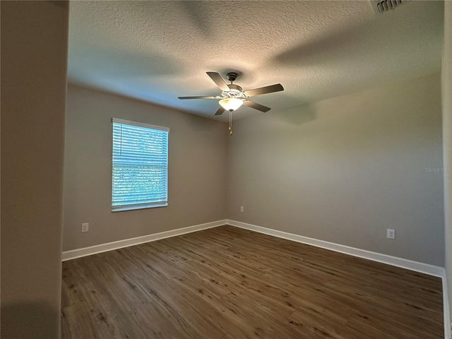 1389 WHITE FOX RUN, Lutz, FL 33549