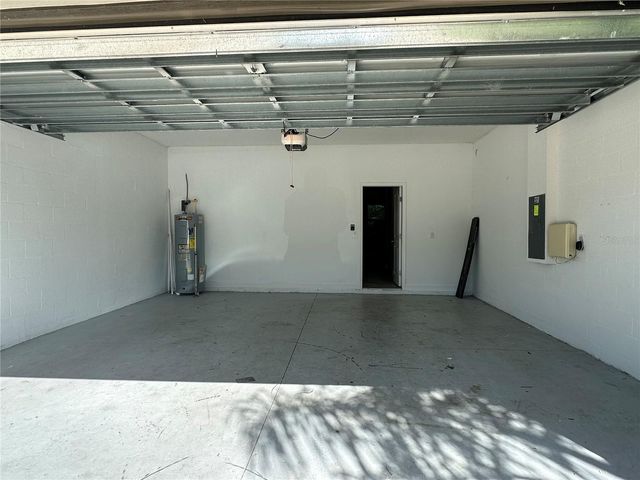 1389 WHITE FOX RUN, Lutz, FL 33549