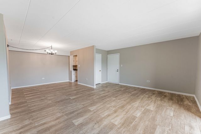 9130 W 140th Street 2NE, Orland Park, IL 60462