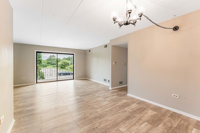 9130 W 140th Street 2NE, Orland Park, IL 60462
