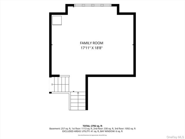 10 Klaibar Lane, East Northport, NY 11731