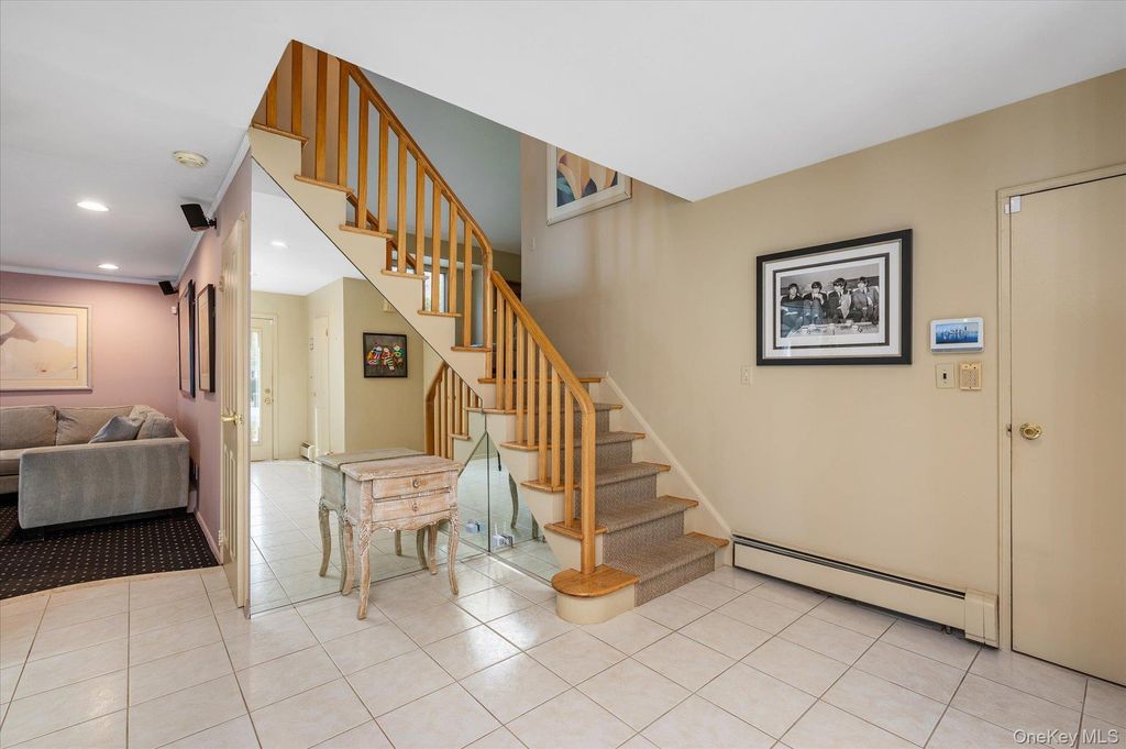 10 Klaibar Lane, East Northport, NY 11731 — photo 4
