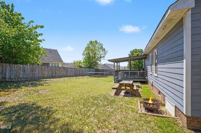 2805 Franzia Drive, Fayetteville, NC 28306