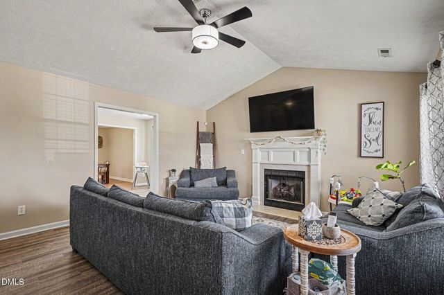 2805 Franzia Drive, Fayetteville, NC 28306