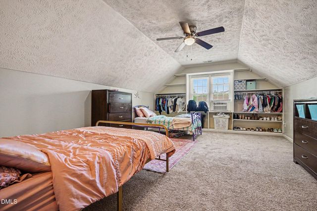 2805 Franzia Drive, Fayetteville, NC 28306