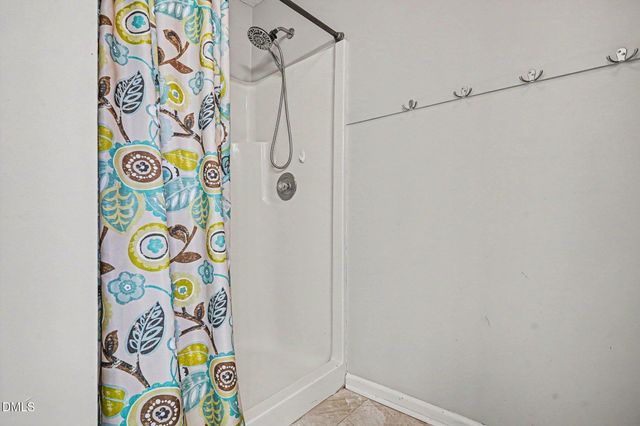 2805 Franzia Drive, Fayetteville, NC 28306