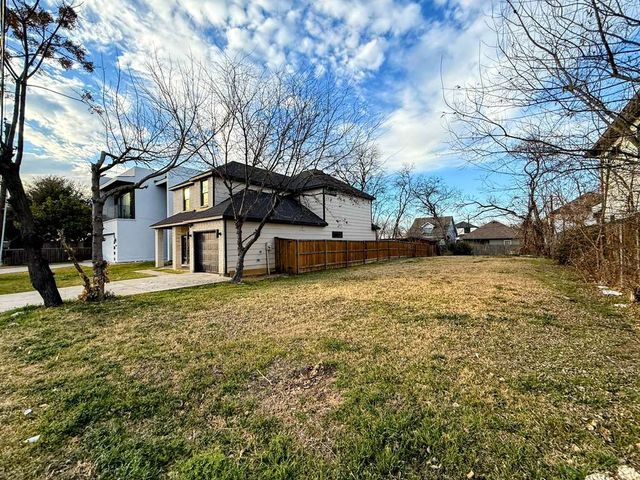 2023 Dennison Street, Dallas, TX 75212