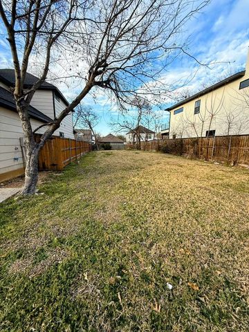 2023 Dennison Street, Dallas, TX 75212