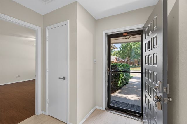 2146 Robin Road, Lewisville, TX 75077