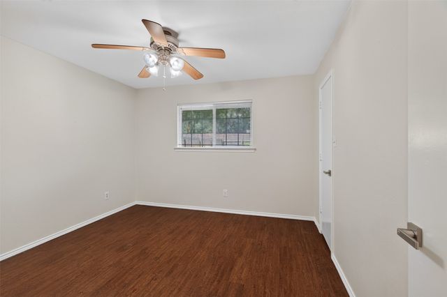2146 Robin Road, Lewisville, TX 75077