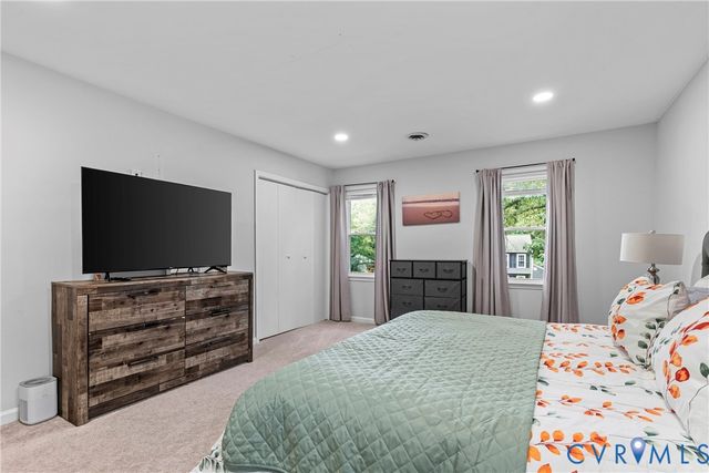 10112 Huntersdell Ln, North Chesterfield, VA 23235