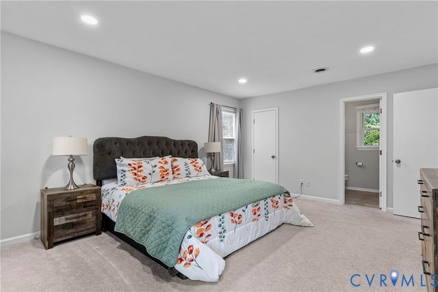 10112 Huntersdell Ln, North Chesterfield, VA 23235