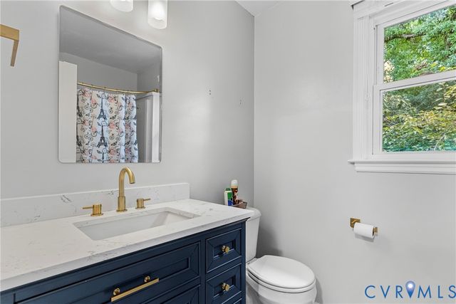 10112 Huntersdell Ln, North Chesterfield, VA 23235